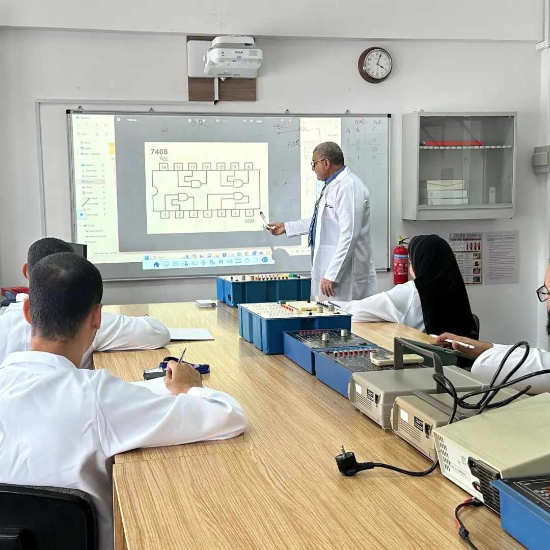 Electrical & Electronic Engineering Students of the CSY1014 Computer Systems Course